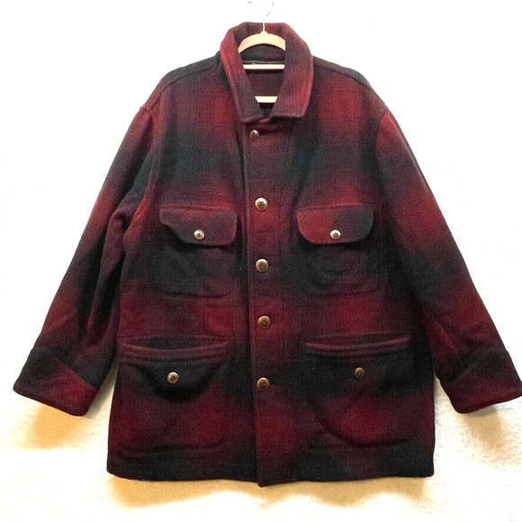 Vintage LL Bean Jacket Mens Small Red Black Plaid Wool Outdoor Freeport Flannel